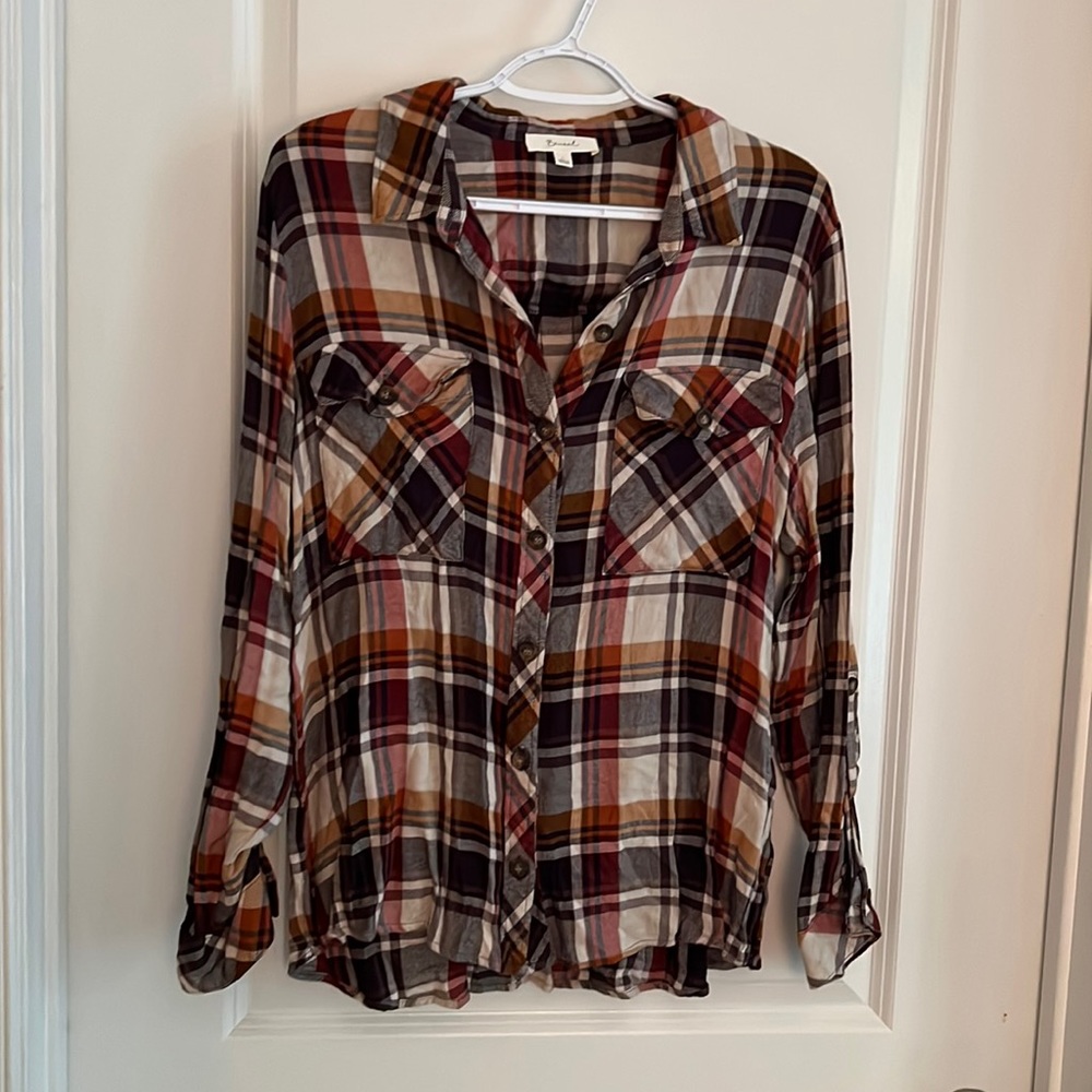 NEVER WORN Brown/tan w beige/orange/yellow (fall colors) plaid flannel